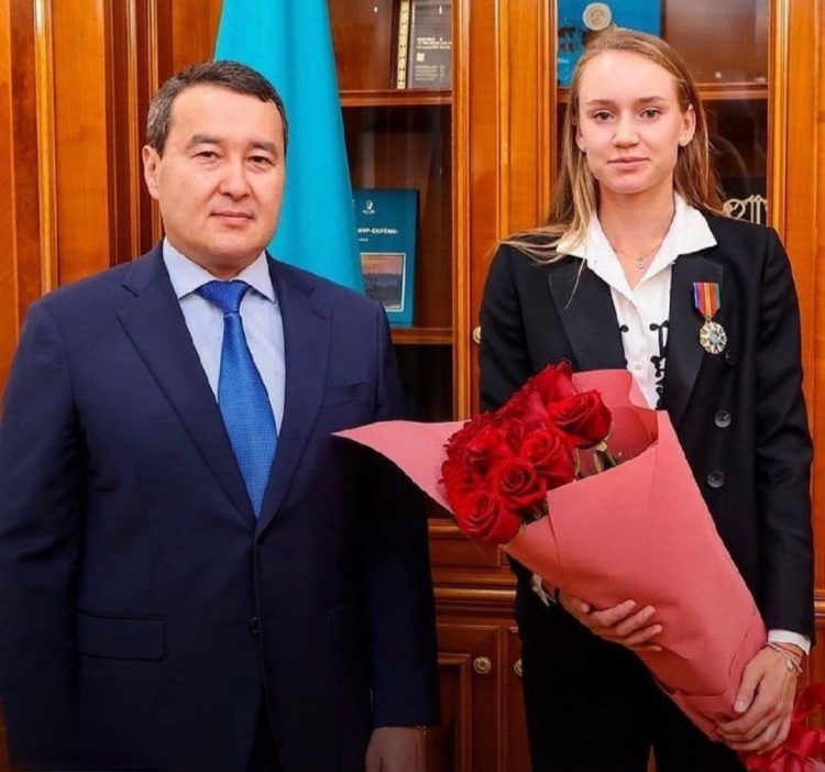 们锋线的强 们锋线的强