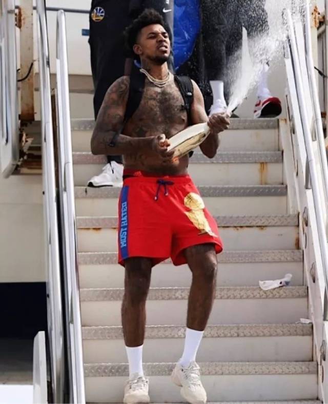 在赛季进入 在赛季进入